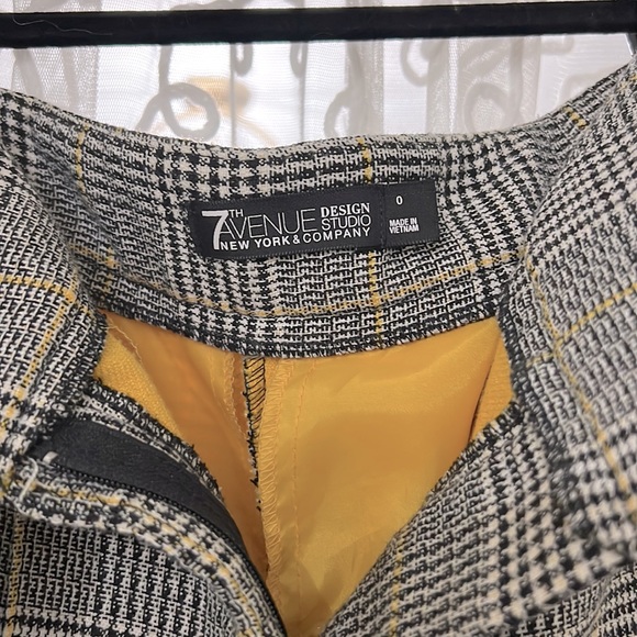 NY&C Plaid Trousers - Picture 5 of 5